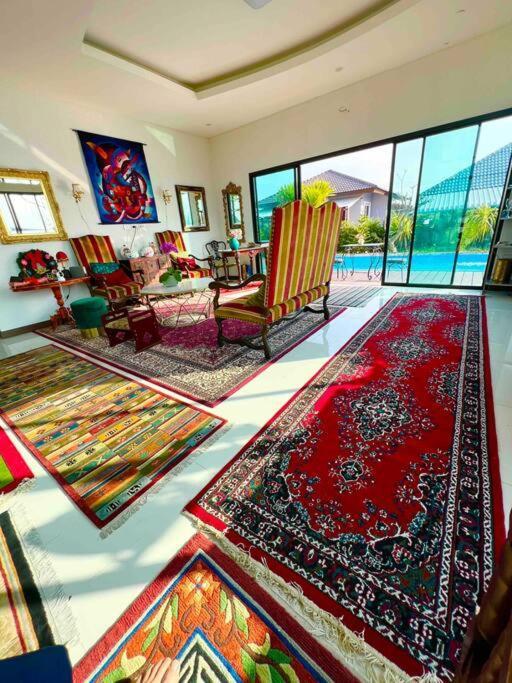 Colorful Pool Villa, Chiang Rai, Thailand Exterior foto